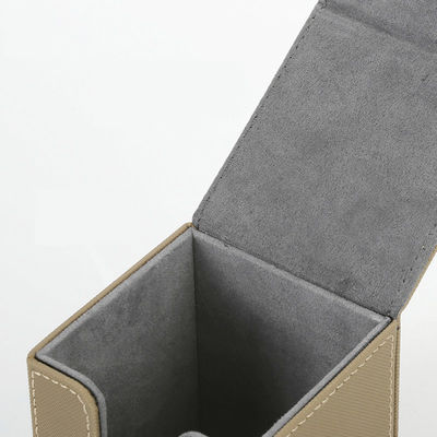 Naruto Deck Card Box 105x90x80mm Aufbewahrungsbox für Spielkarten 100+